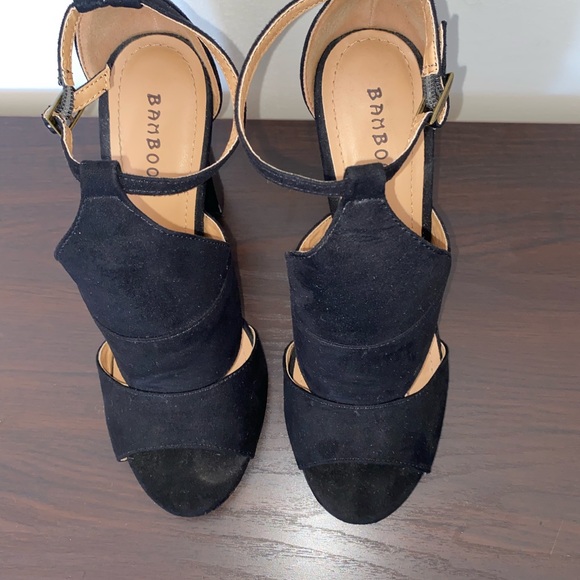 BAMBOO BLACK HEELS - Picture 3 of 10